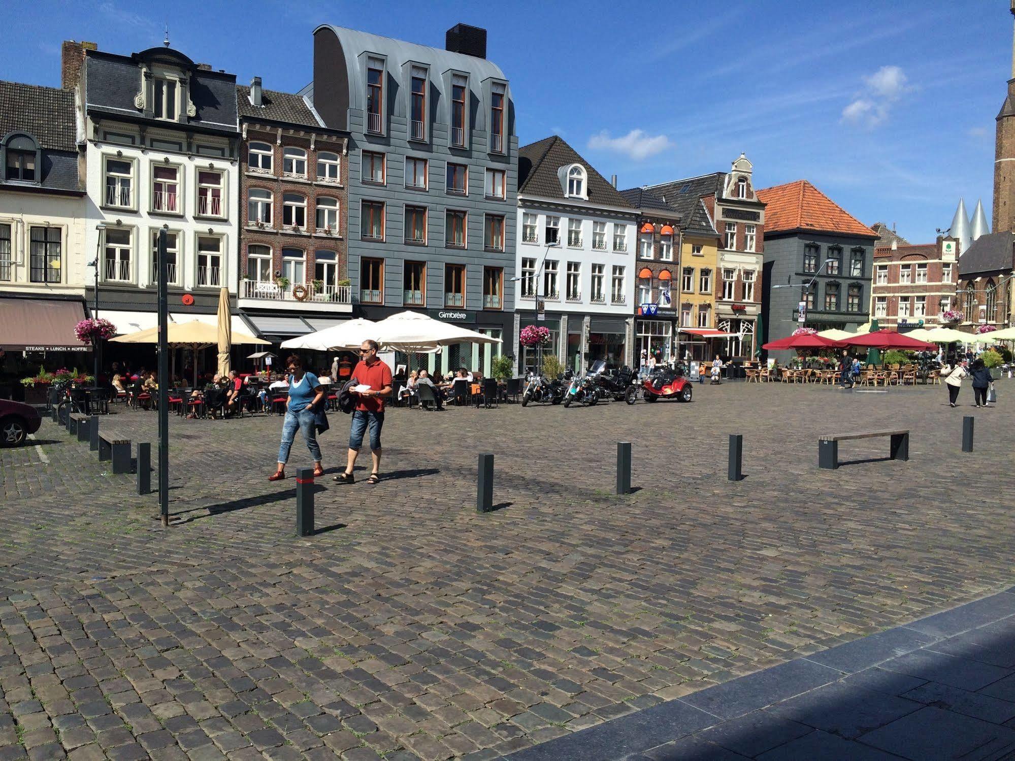 Hotel En Grand Cafe De Pauw Roermond Dış mekan fotoğraf